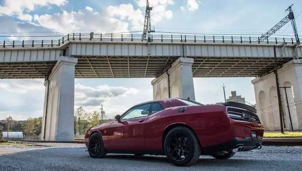 Corsa Performance 2015-2019 Dodge Challenger Srt 6.4L/6.2L V8 2.75" Dual Rear Exit Cat-Back Exhaust System With Gtx2 Tips (14993) Sport Sound Level 2