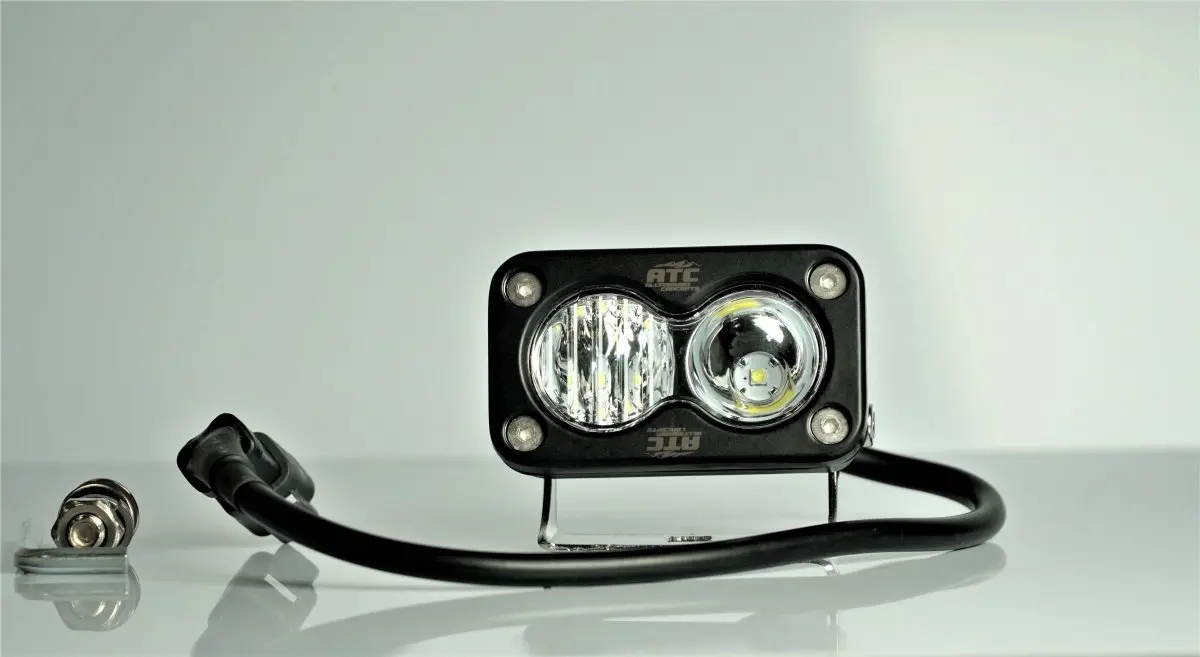 2-Shooter Pod Light 1