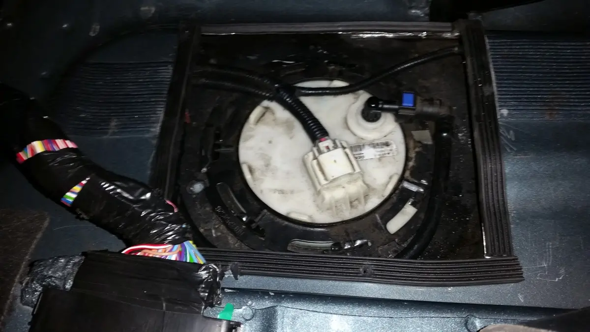Fore: Fuel System  [Cts V Gen 2, Lsa] 1