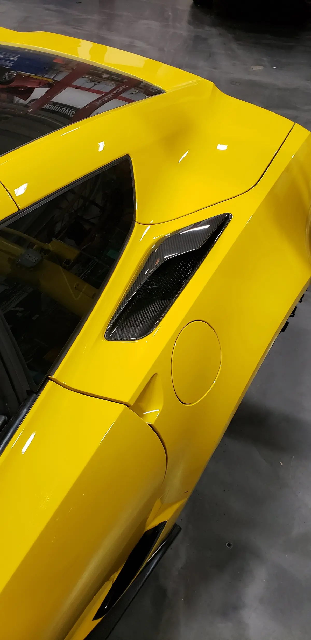 Weapon-X: Quarter Panel Vents - Carbon Fiber  [C7 Corvette Gs Z06 Zr1] 1