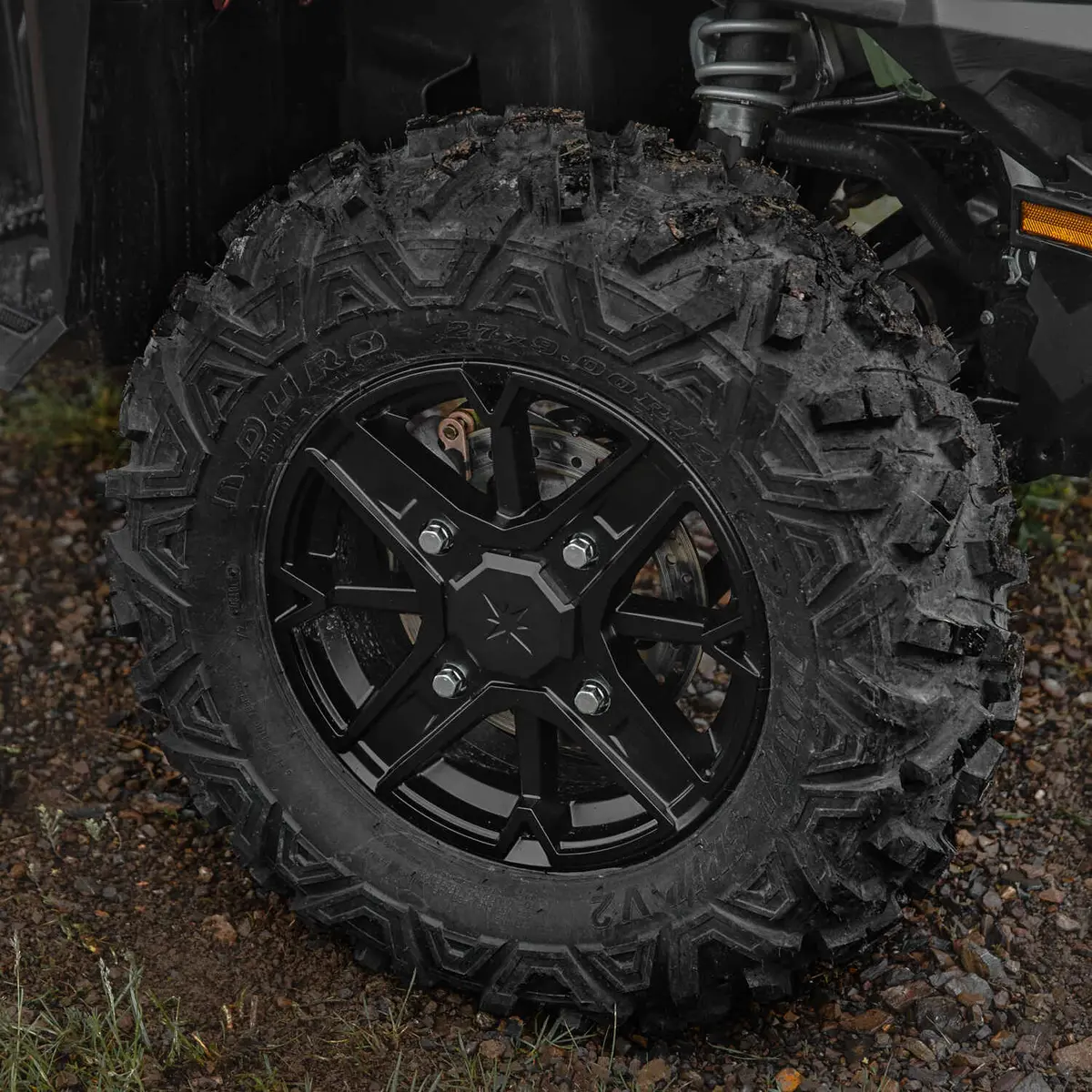 Tire 27X9-R1, Part 5417040 1