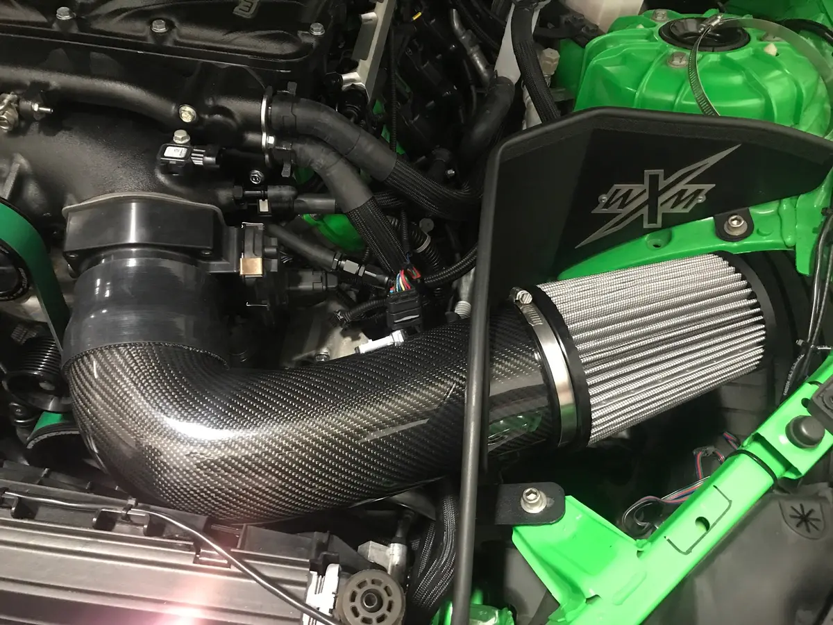 Weapon-X: Superflow2 Air Intake - Carbon Fiber [Camaro Zl1 Gen 6, Lt4] 1