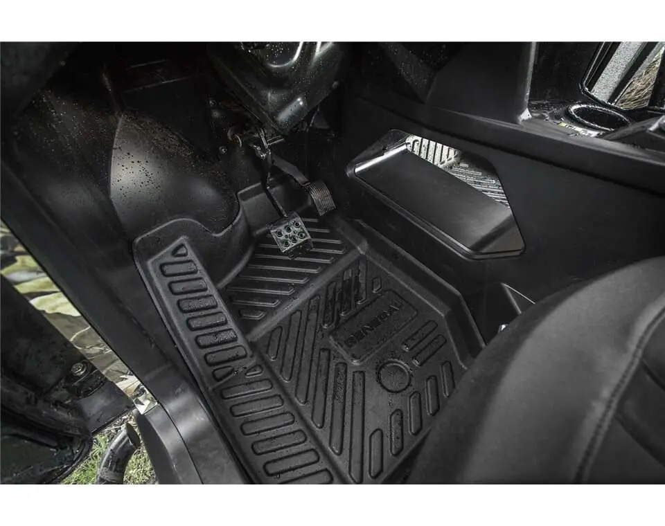 Front Floor Mats 2