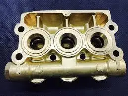 47120841 Manifold 47 Series, Brass (2991) 1