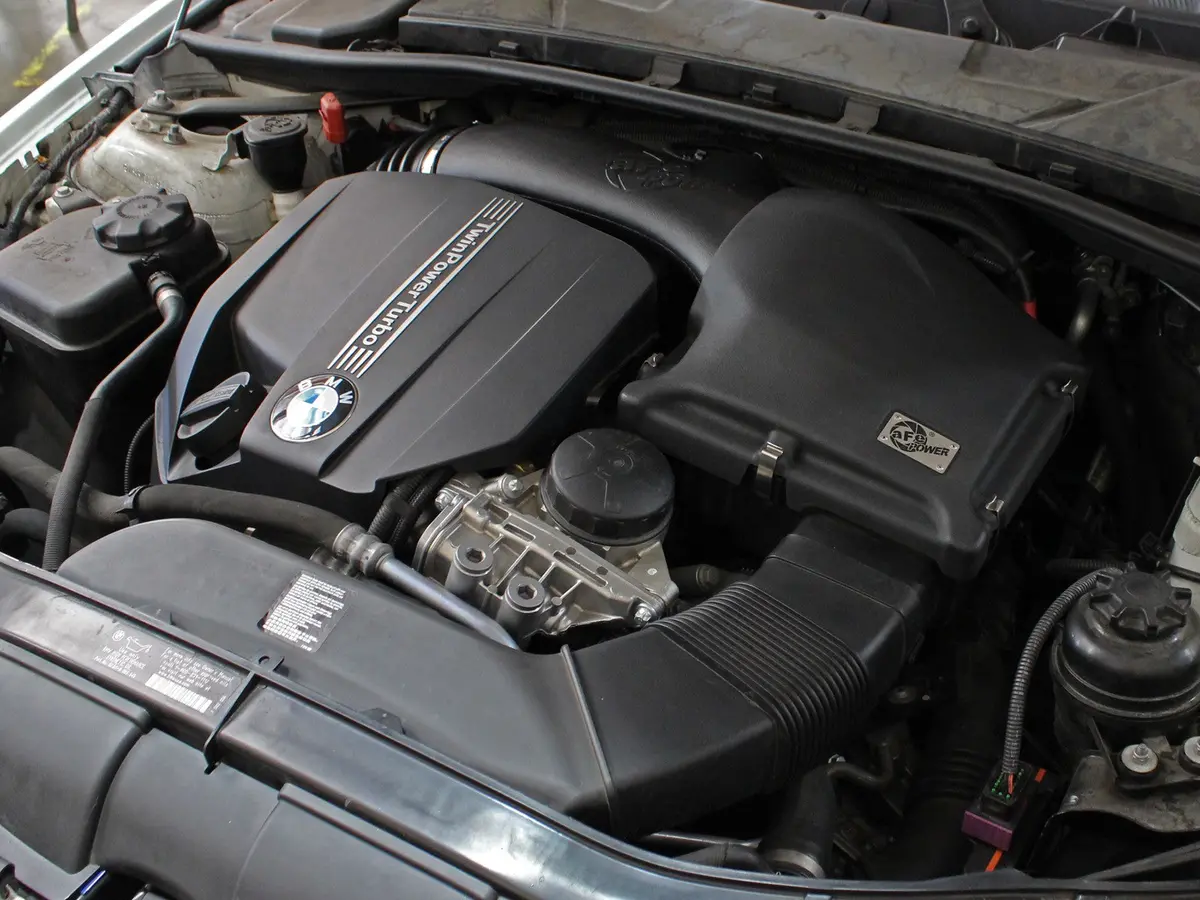 Afe: Magnum Force Stage-2 Intake System Cover - Black Bmw 335I/Xi (E9x) 11-13 L6-3.0L (T) N55 2