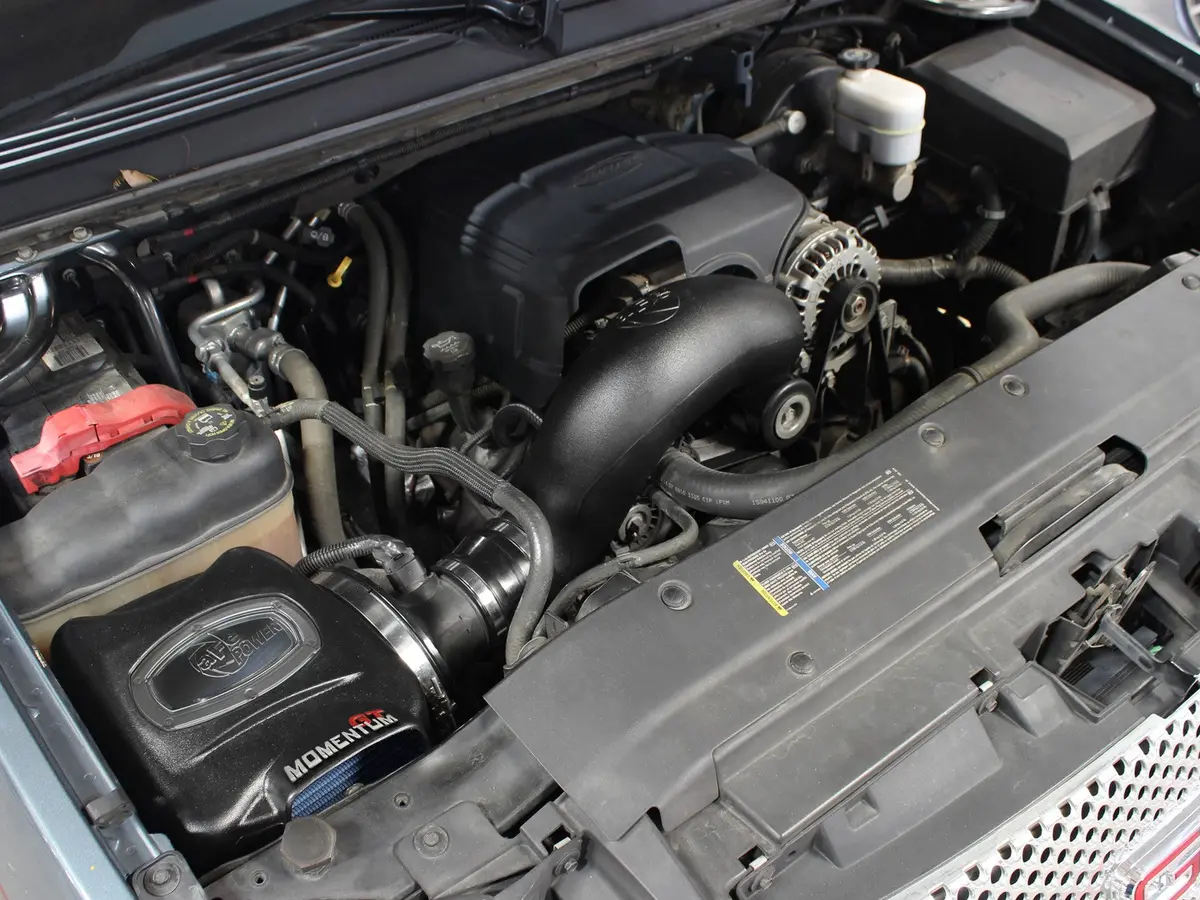 Afe: Momentum Gt Cold Air Intake System W/Pro 5R Filter Gm Gas Trucks/Suv's 07-08 V8-4.8L/5.3L/6.0L/6.2L (Gmt900) Electric Fan Only 2