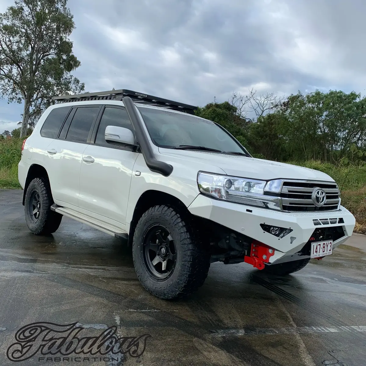 Toyota Landcruiser 200 Series Stainless Snorkel 1