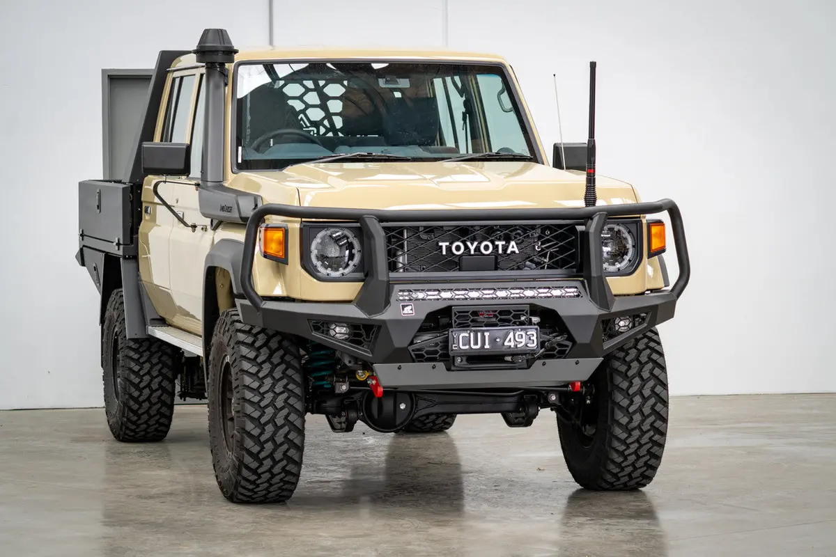 Toro Bull Bar, Suitable For Toyota Land Cruiser (Facelift) 76, 78, 79 Series, 2024 1