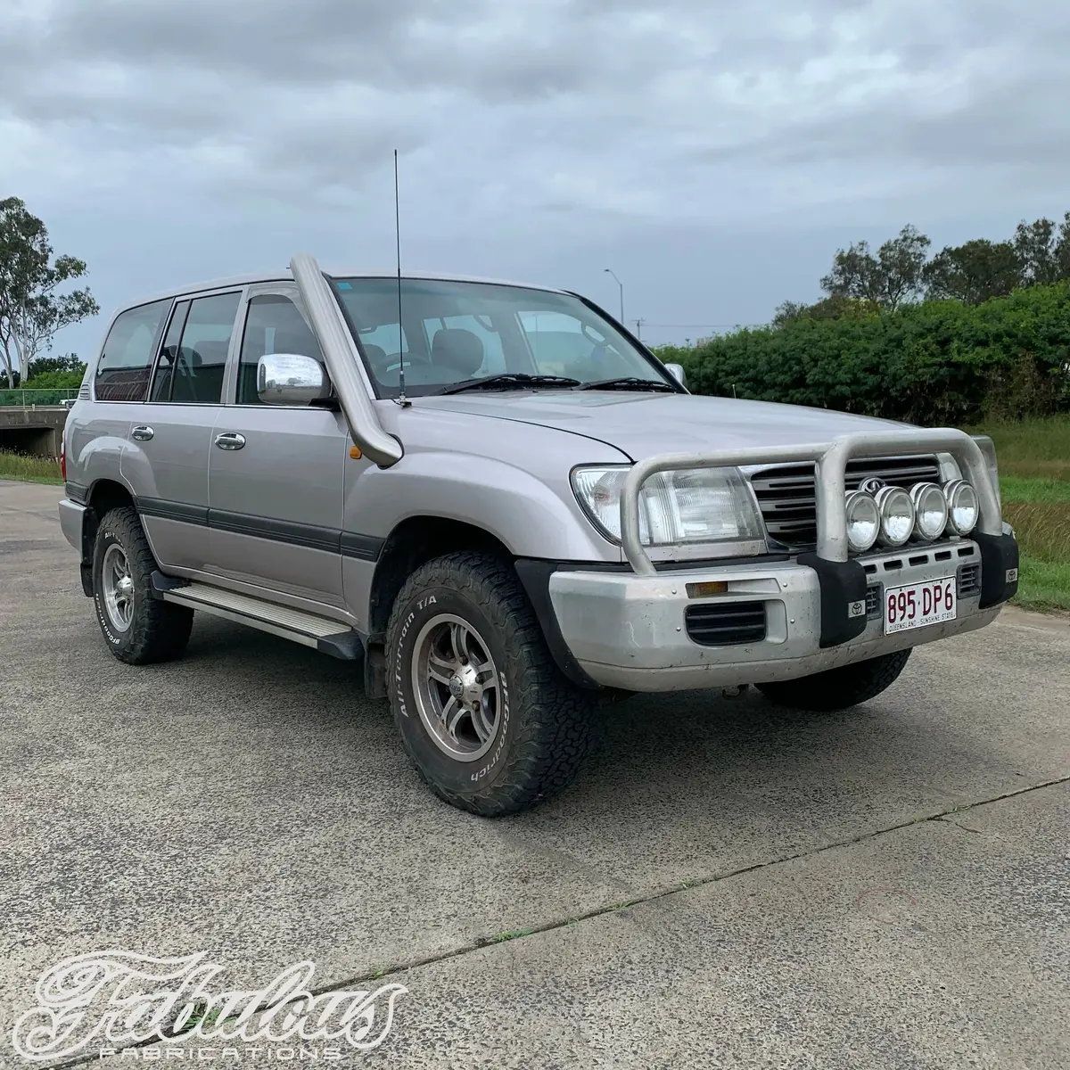 Toyota Landcruiser 100/105 Series Stainless Snorkel 1