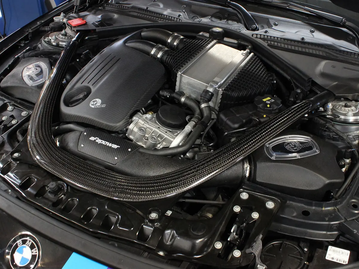 Afe: Engine Cover, Matte Carbon Fiber - Bmw M3 (F80) 15-18 /M4 (F82/F83) 15-20/ M2 Competition (F87) 19-20 L6-3.0L (Tt) S55 2