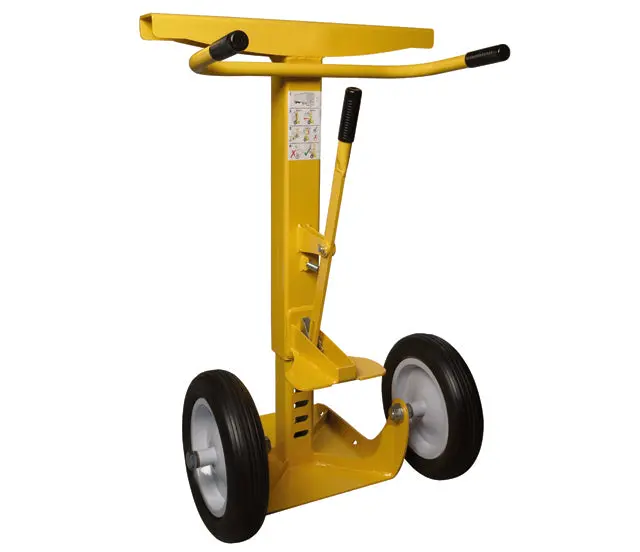 Auto-Stand Plus Stabilizing Jack 1