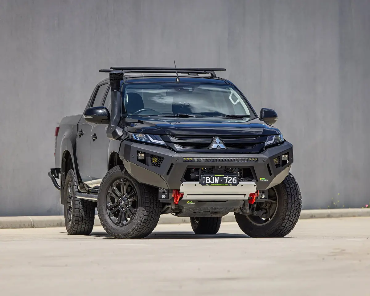 Ironman Raid Bull Bar - Mitsubishi Triton Mr 1