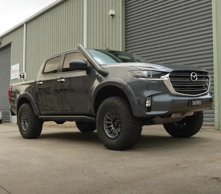 Beihouse Isuzu My21+ D-Max Rock Sliders 1
