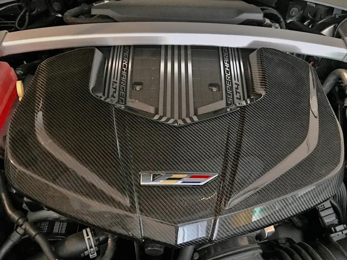 Nowicki: Engine Cover Carbon Fiber  [Cts V Gen 3, Lt4] 1