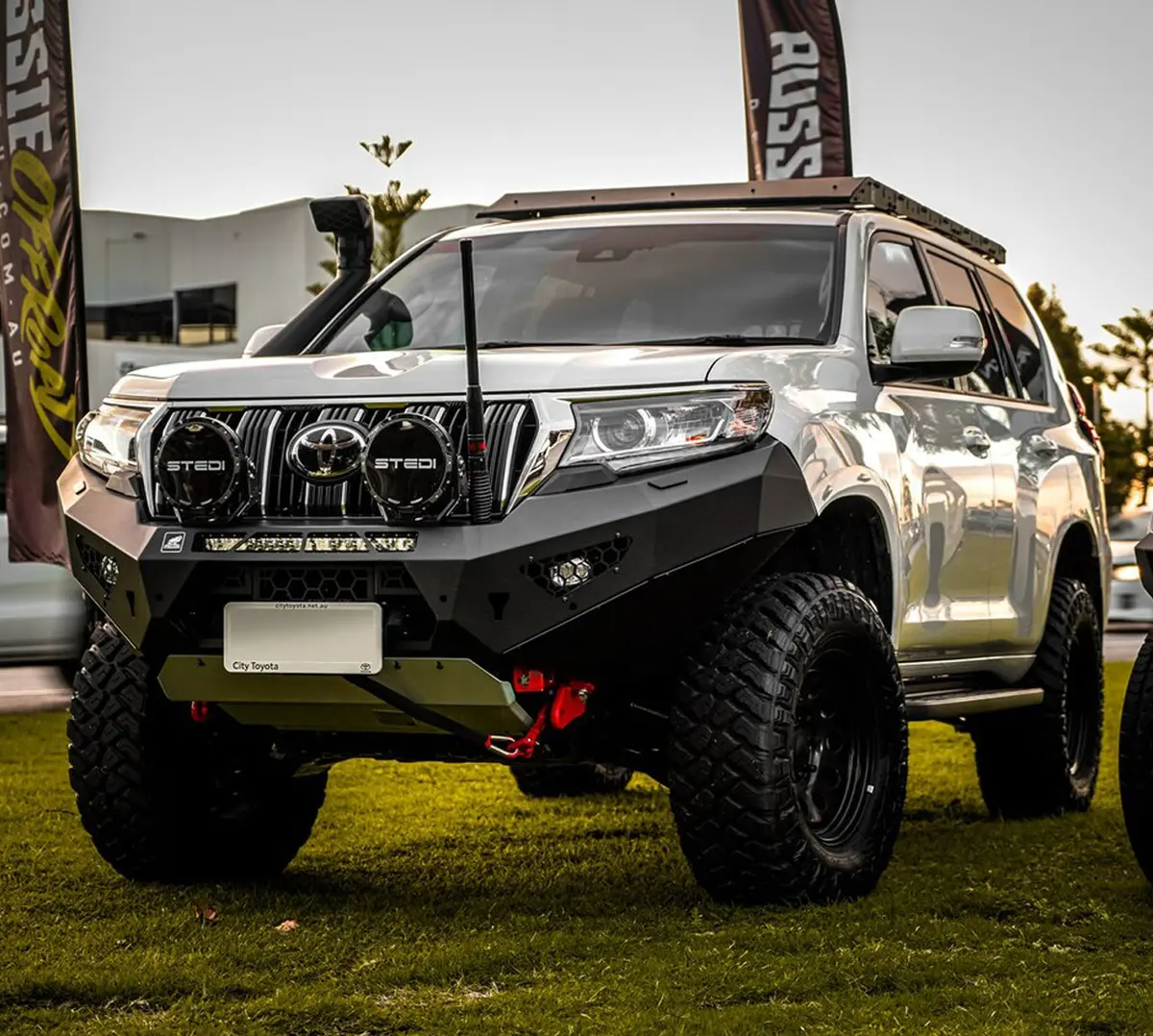 Predator Bull Bar, Suitable For Toyota Prado 150 Series 2018 On 1