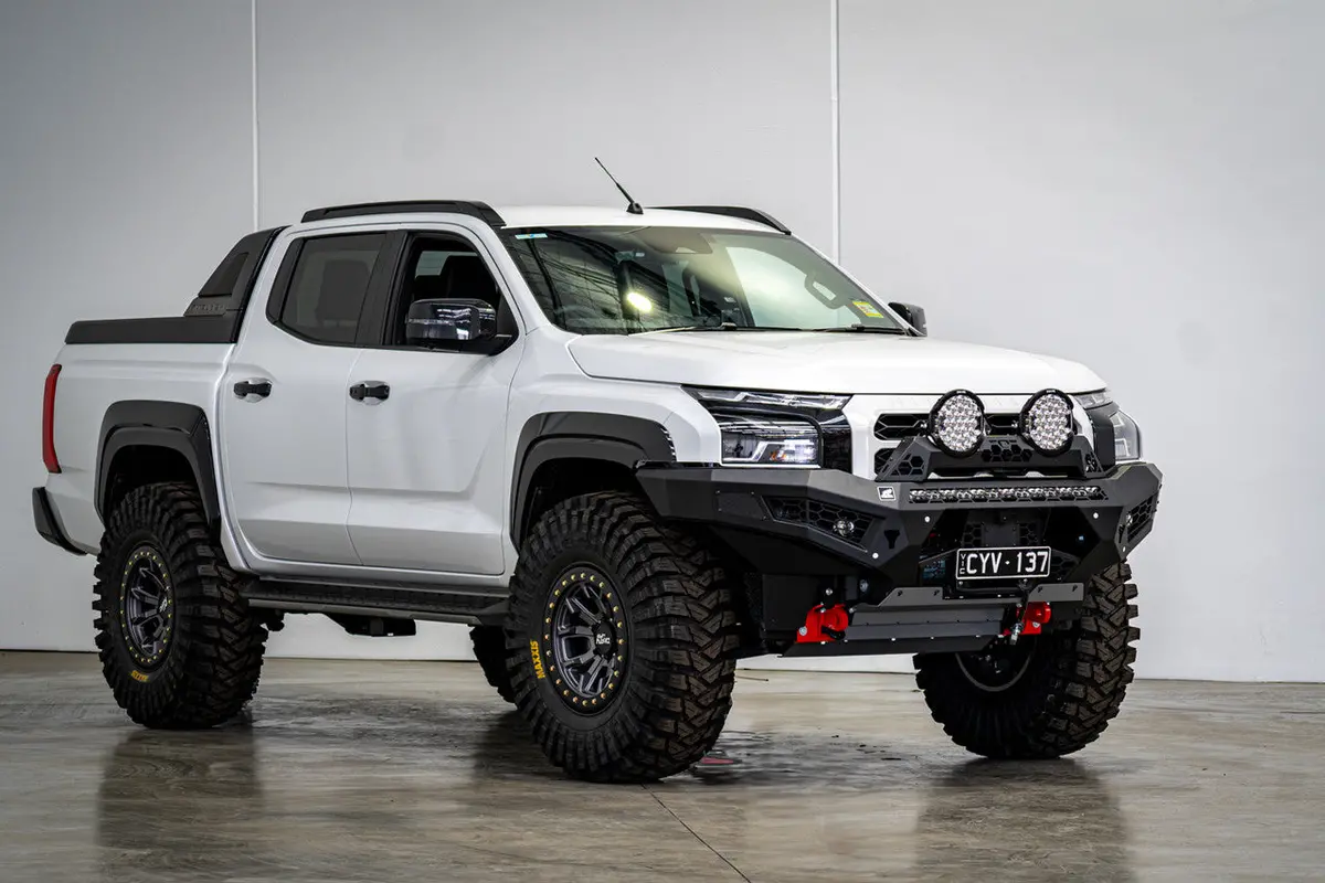 Predator Bull Bar To Suit Mitsubishi Triton Mv 2024 + 1