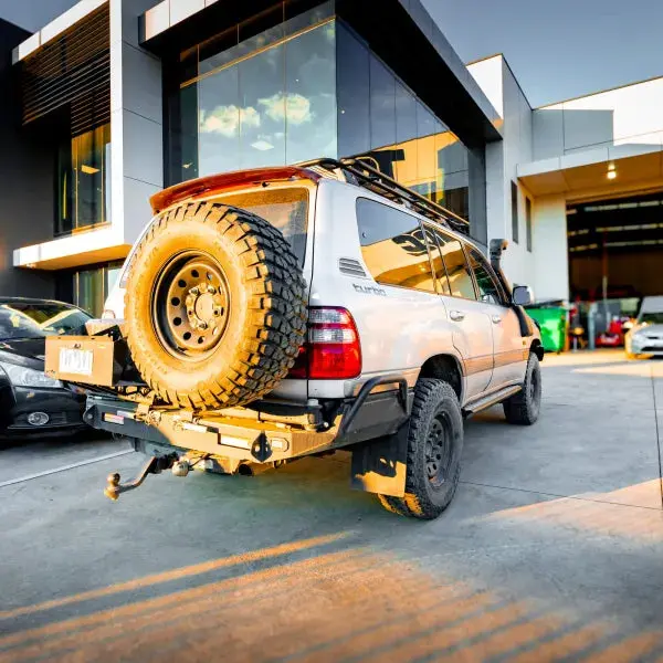 The Cruiser Company - Toyota Landcruiser 100 Series Side Steps 1