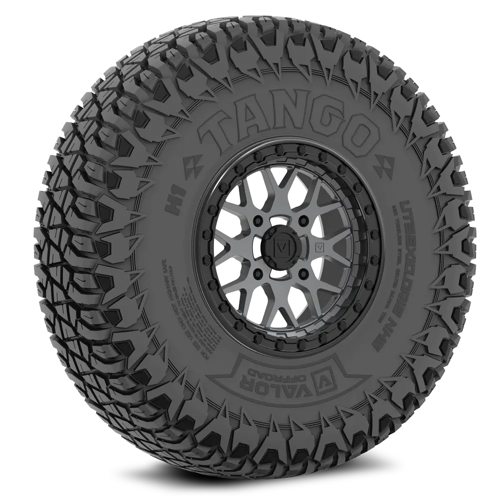 Tango On 15X7 V07 Sg Utv Wheel And Tire Kit 1
