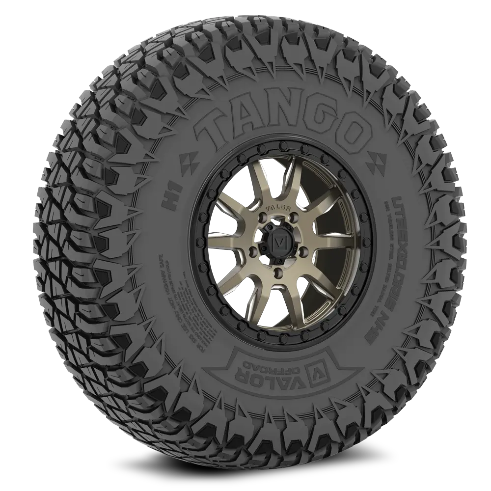 Tango On 15X7 V15 Bronze Utv Wheel And Tire Kit 1