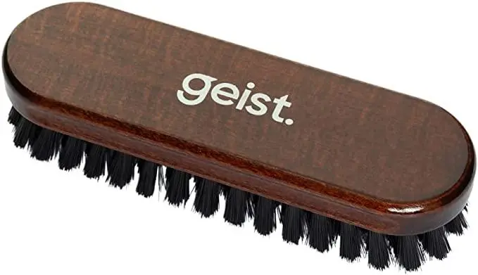 Geist Leather Brush 2