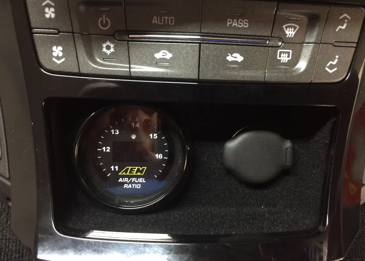 Ornelas Customs:  Ashtray Gauge Mount  [Cts V Gen 2, Lsa] 1