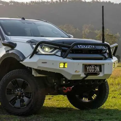 Isuzu D-Max 3 2021-On Ambush Triple Hoop Bullbar 1