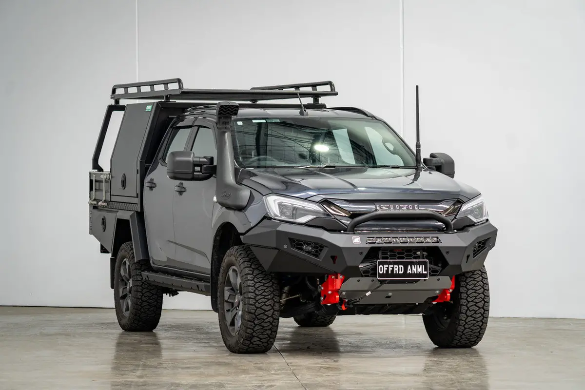 Offroad Animal Predator Bull Bar, Isuzu Dmax 2024 Facelift 1
