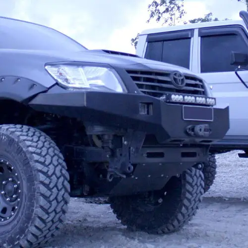 Toyota Hilux N70 11-15 Ambush Hoopless Bullbar 1