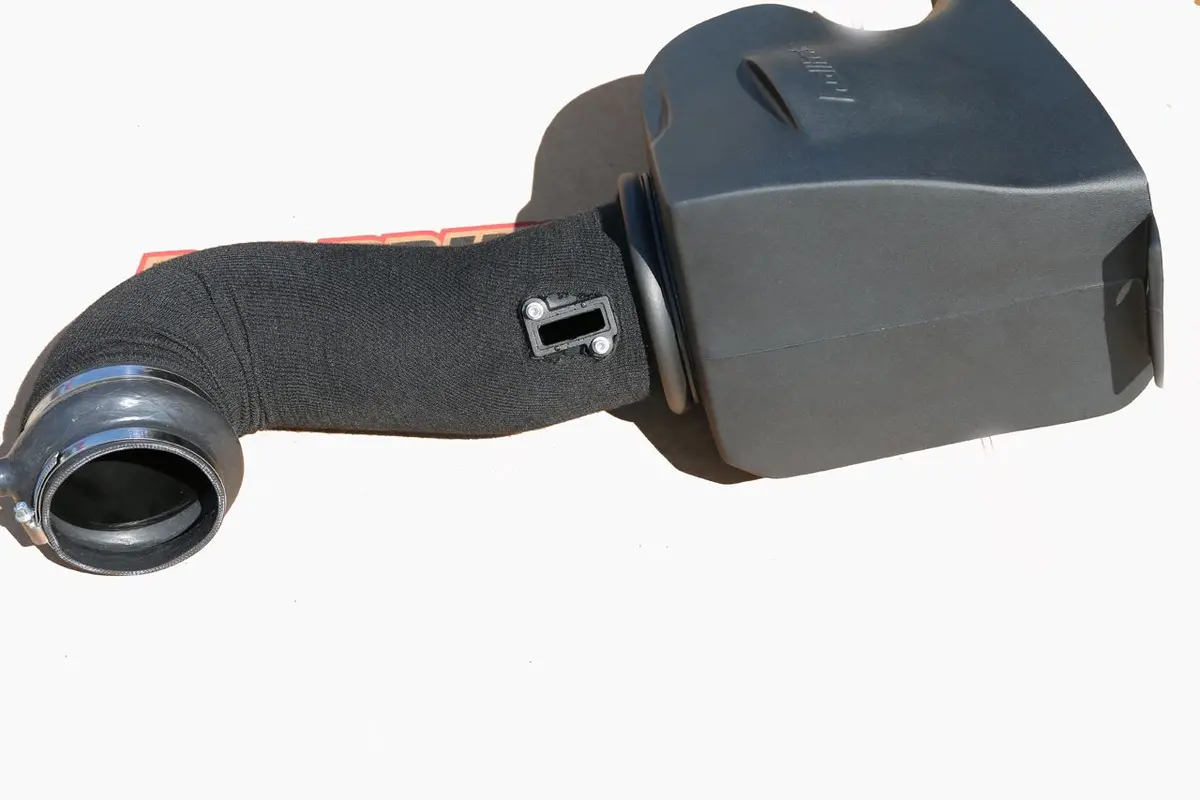Halltech: Stinger Intake  [C7 Corvette Z06, Lt4] 8