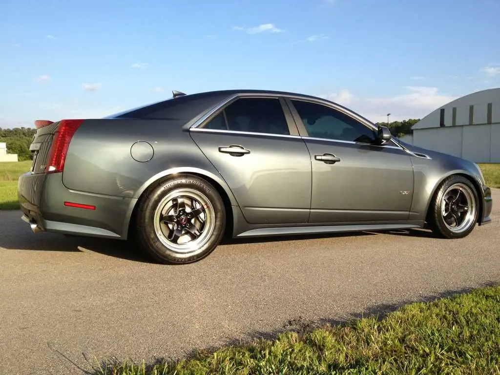 Mickey Thompson: 305/45R17 Et Street Drag Radials 1