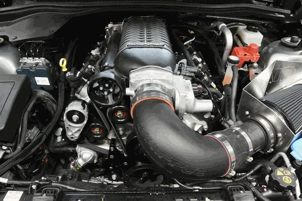 Whipple: 2.9L Intercooled Supercharger Kit [ 2014-17 Chevy Ss Ls3 ] 1