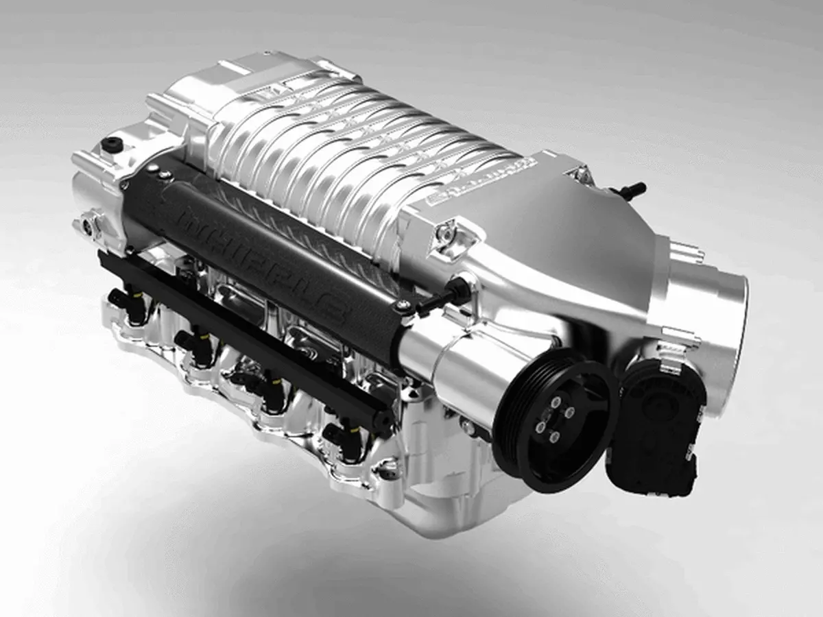 Whipple: 2.9L Intercooled Supercharger Kit [ 2015-2017 Ford F150 5.0L ] 1