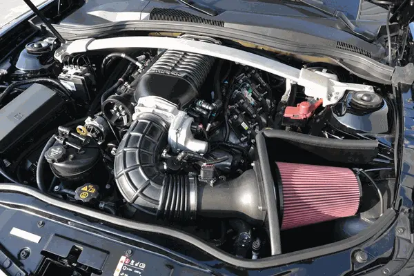 Whipple: 2.9L Intercooled Supercharger Competition Kit [ 2014-2015 Chevrolet Camaro Z28 ] 1